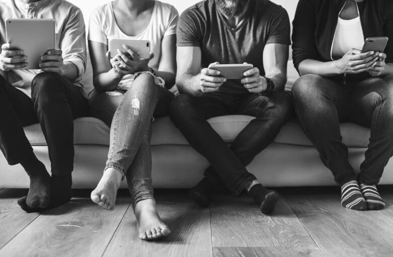 あなたは大丈夫？スマホ依存になっているかもしれない前兆9つ