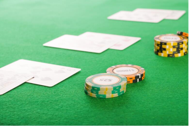 日本のバカラの歴史と今後のカジノについて